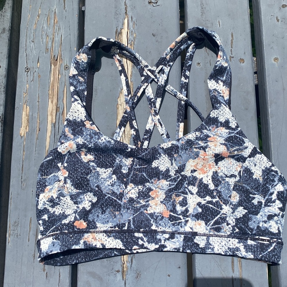 Lululemon scrappy free to be and White Sports Bra with Floral Design